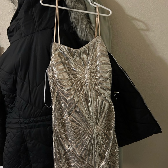 Lulu’s goldish-gray dress - Picture 2 of 3